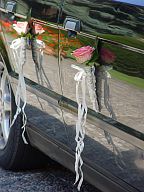 Decoration for the wedding car