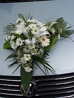 Decoration for the wedding car (173)