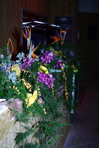 Floral decoration