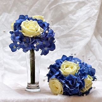 Bouquets for bridesmaids