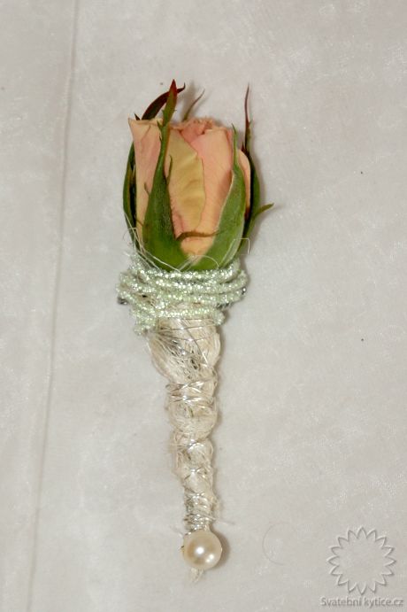Corsage for the groom and the witness
